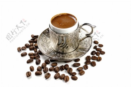 咖啡豆和一套咖啡图片