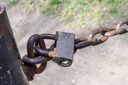 铁链与锁