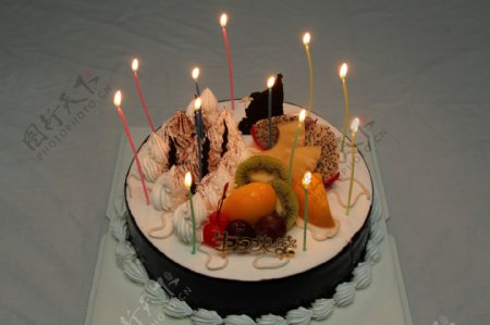 生日蛋糕果图片