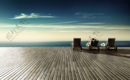 唯美海边躺椅风景图片
