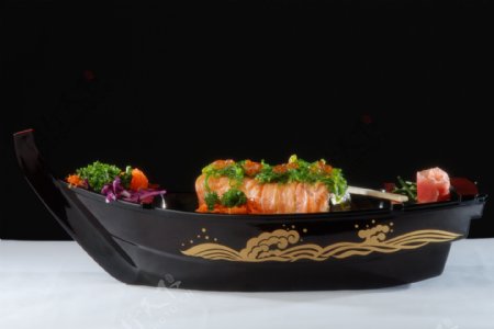 日式寿司船图片