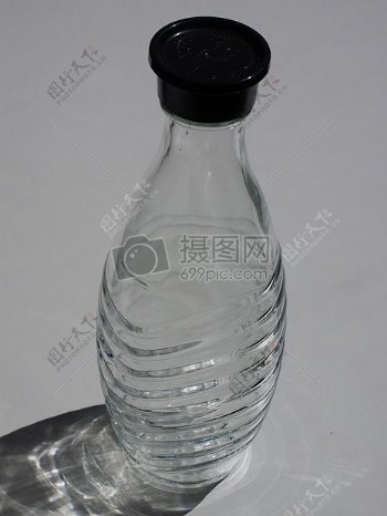玻璃空瓶子
