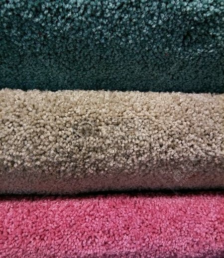 颜色各异的地毯