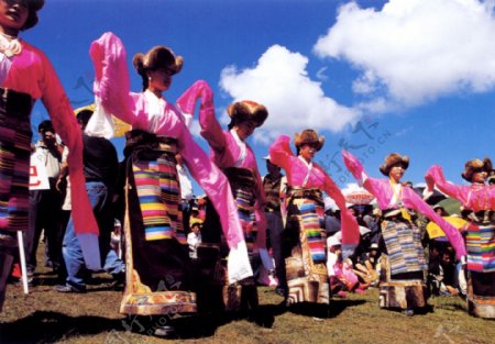 民族人物藏族