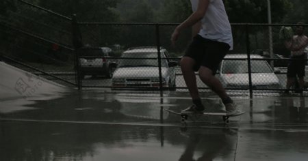 雨中滑板4