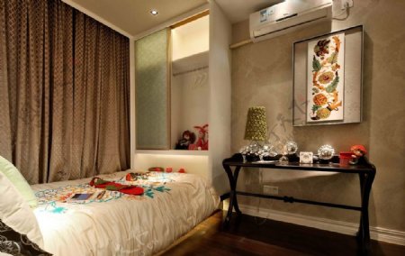 现代时尚卧室白色绣花床品室内装修效果图