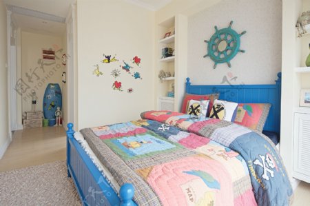 现代儿童房儿童床装修效果图