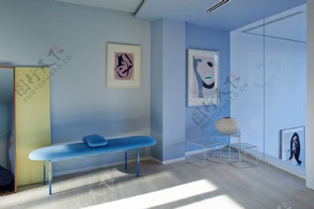 现代时尚客厅蓝色家具室内装修效果图
