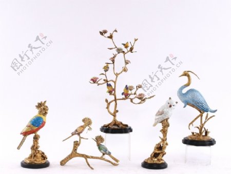 中式花鸟摆件陶瓷配铜
