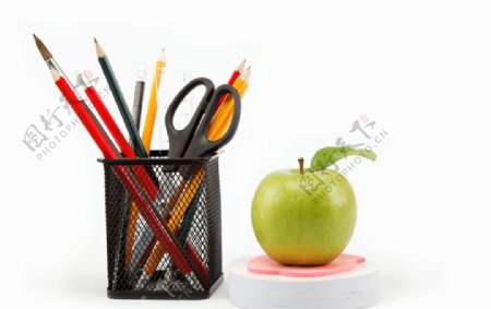 铅笔与苹果