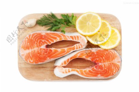 清新海鲜鱼肉料理美食产品实物