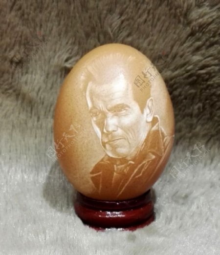 蛋雕肖像斯瓦辛格