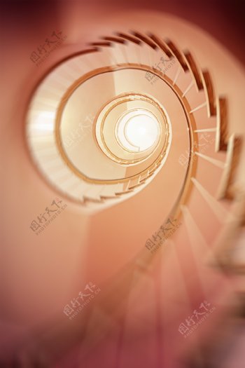 旋转的楼梯