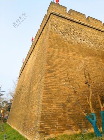 浑厚的西安城墙