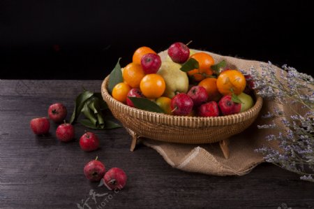 新鲜水果桔子梨子山楂实物图摄影图1