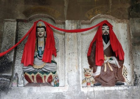 鸭山寺石刻