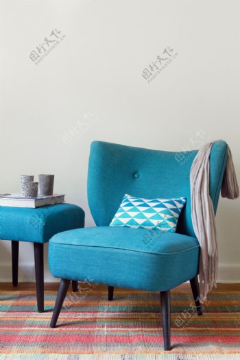 欧式蓝色沙发
