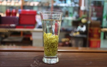 茶叶玻璃杯黄金芽绿茶