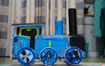 手工玩具小火车