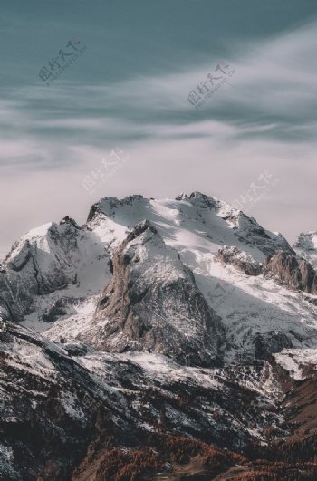 雪山风景图