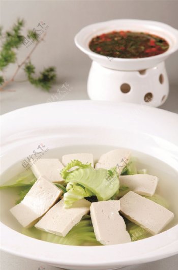 蘸水芹菜豆腐