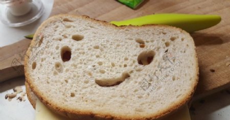 笑脸面包