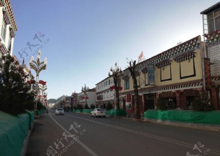 西藏藏区公路街道建筑图片