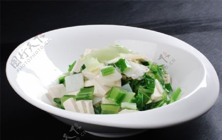 小白菜烩豆腐图片