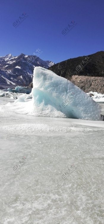 雪山冰川风景图片