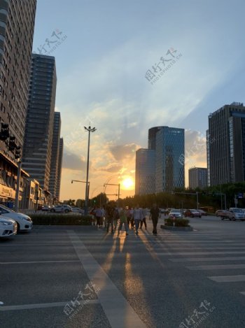 都市夕阳美景图片