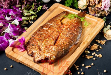 新疆烧烤烤鱼图片