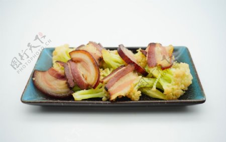 花菜炒肉美食食材背景海报素材图片