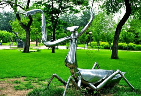 北京国际雕塑螳螂图片
