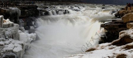 黄河第一瀑壶口冬天图片