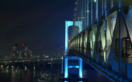 日本彩虹大桥图片