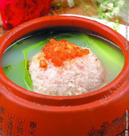 豫菜蟹粉狮子头图片
