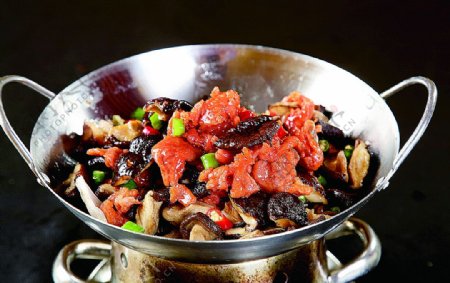 干锅鲜菇牛柳图片
