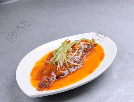 鄂菜红烧汉江小桂鱼图片